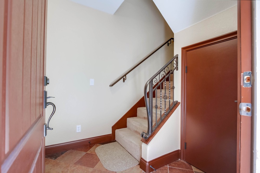 Virtual tour photo 6 of 40 for 4587 Idaho St