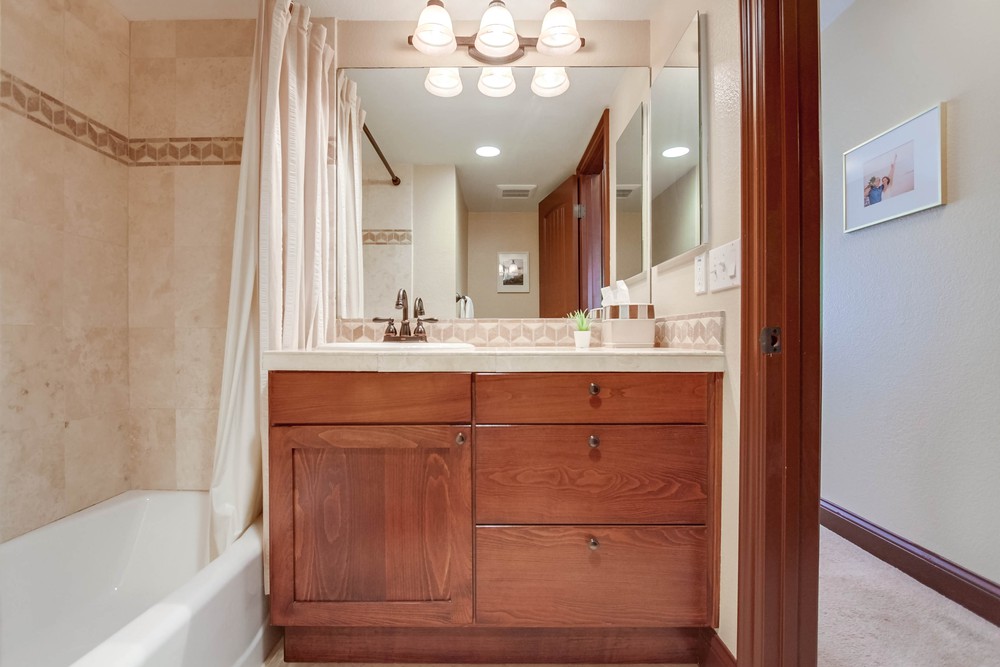 Virtual tour photo 35 of 40 for 4587 Idaho St