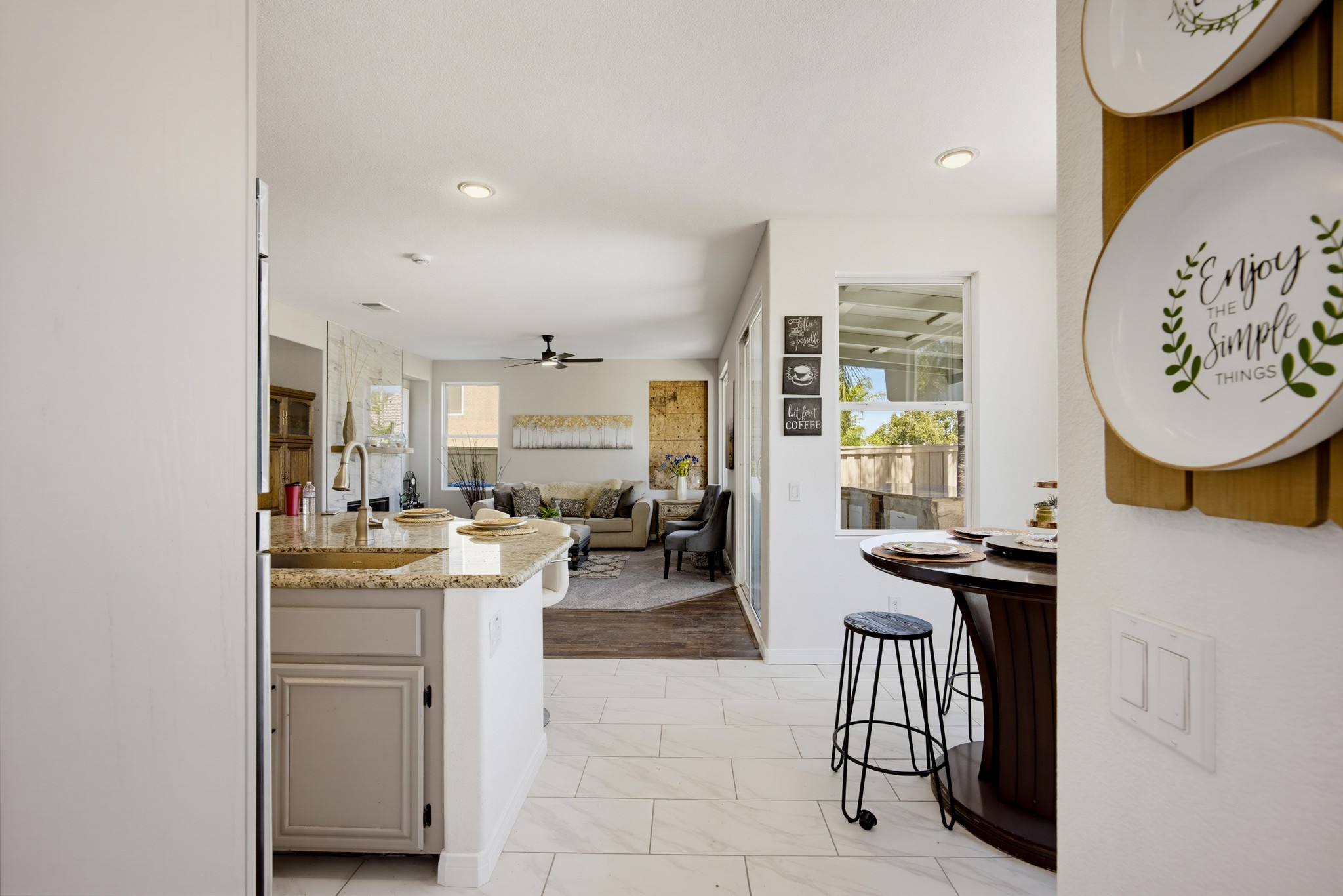 Virtual tour photo 15 of 72 for 45912 Paseo Gallante