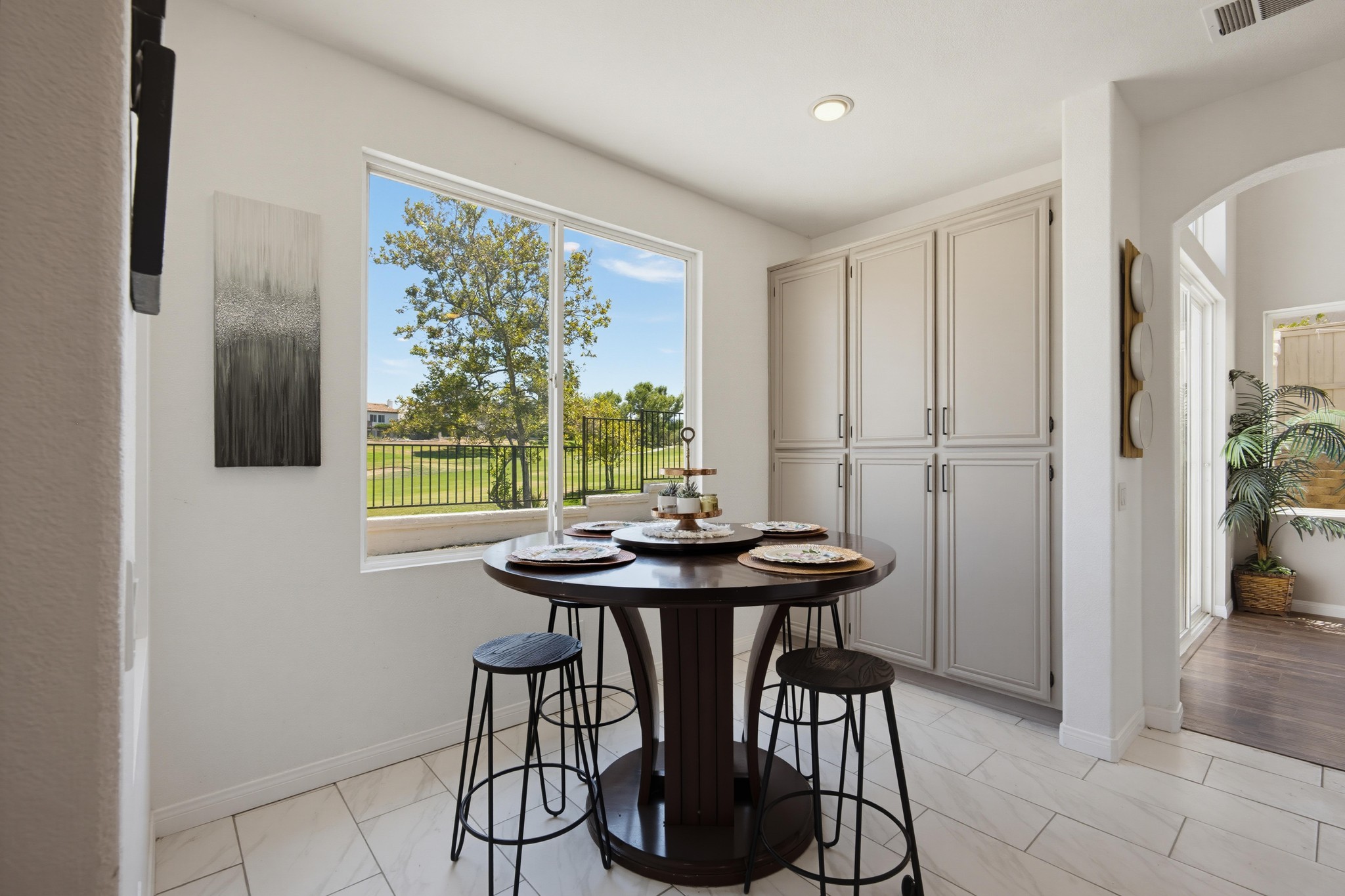 Virtual tour photo 16 of 72 for 45912 Paseo Gallante