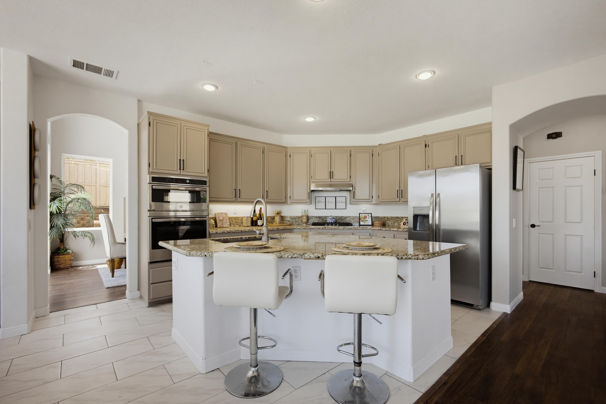 Virtual tour photo 19 of 72 for 45912 Paseo Gallante