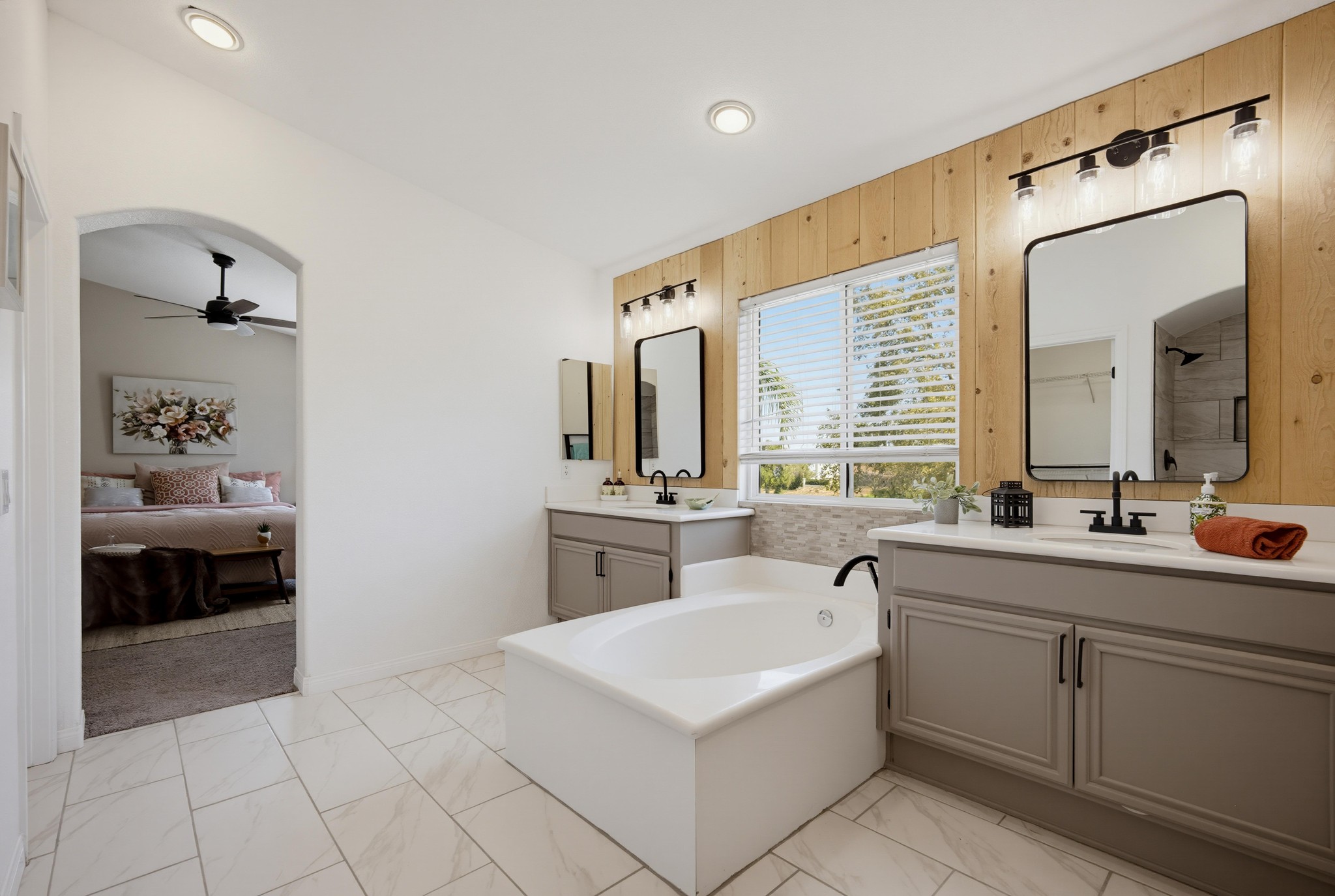 Virtual tour photo 40 of 72 for 45912 Paseo Gallante