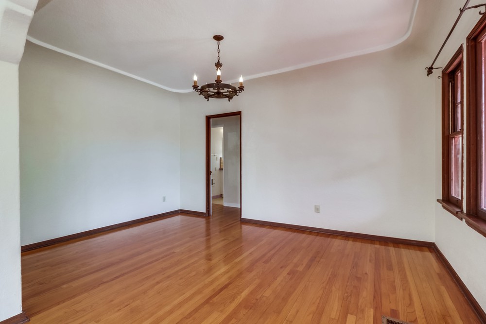 Virtual tour photo 13 of 50 for 4602 59th St