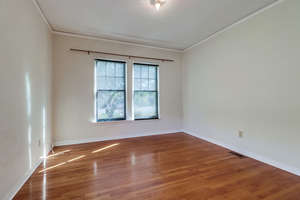 Virtual tour photo 33 of 50 for 4602 59th St