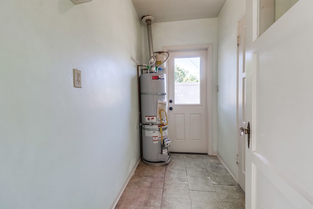 Virtual tour photo 40 of 50 for 4602 59th St