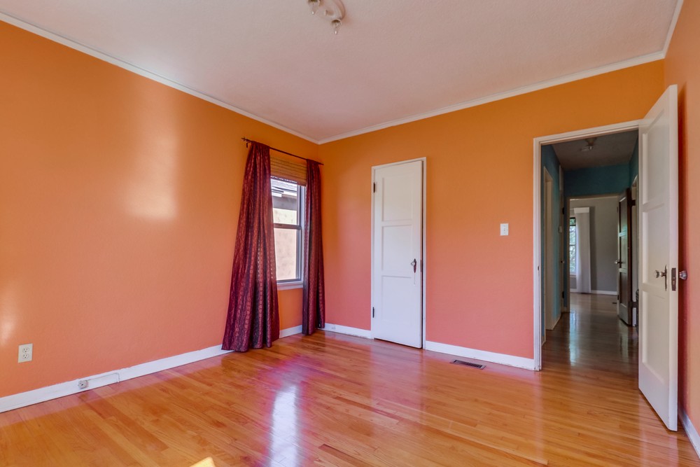 Virtual tour photo 30 of 51 for 4602 59th St