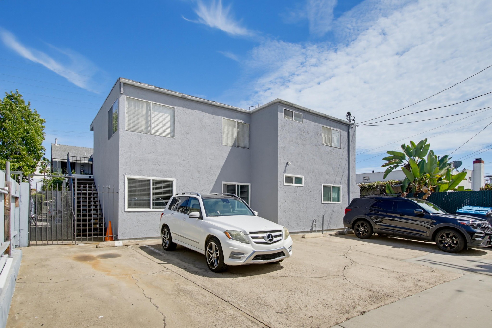 Virtual tour photo 1 of 35 for 4608 33rd St