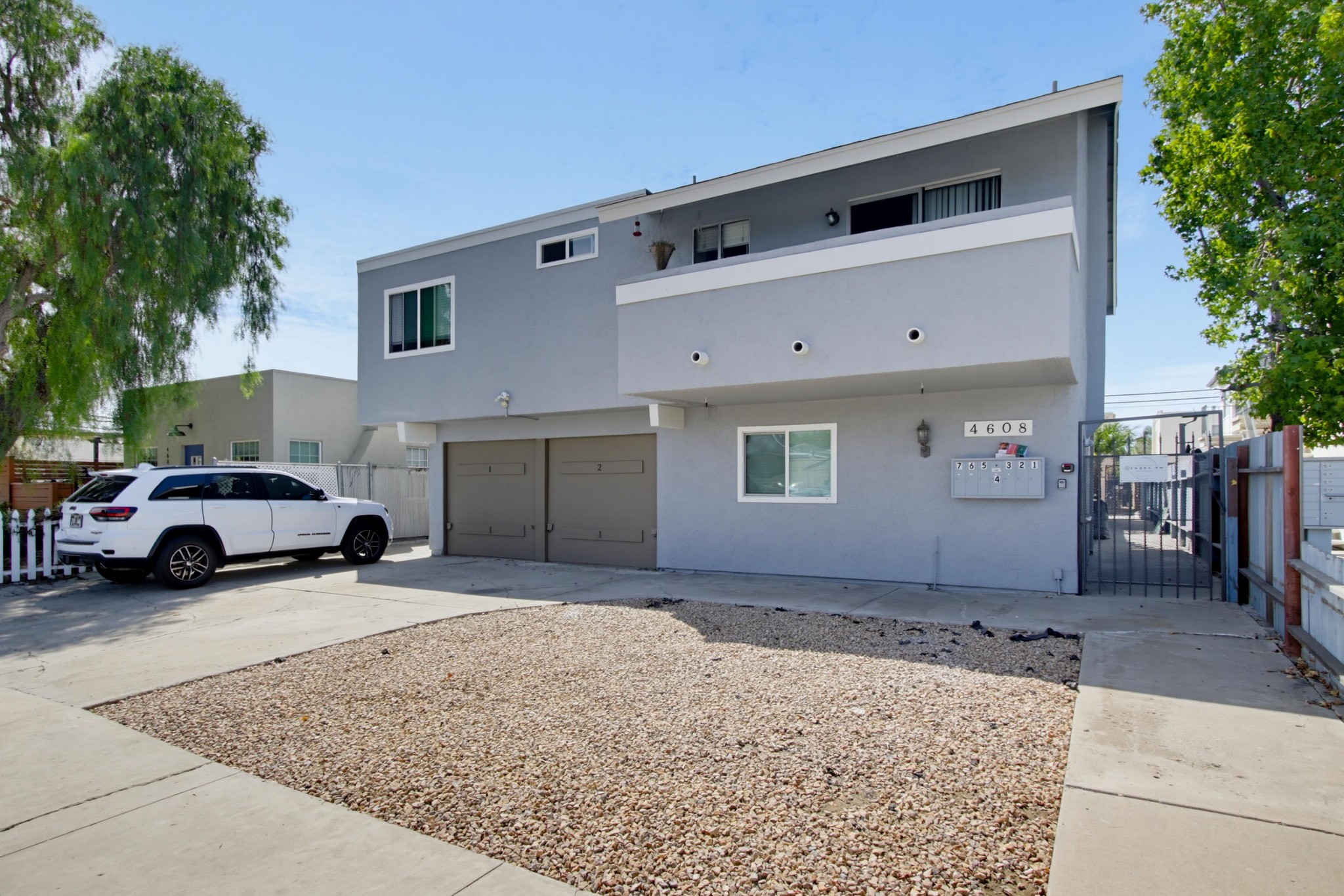 Virtual tour photo 12 of 35 for 4608 33rd St