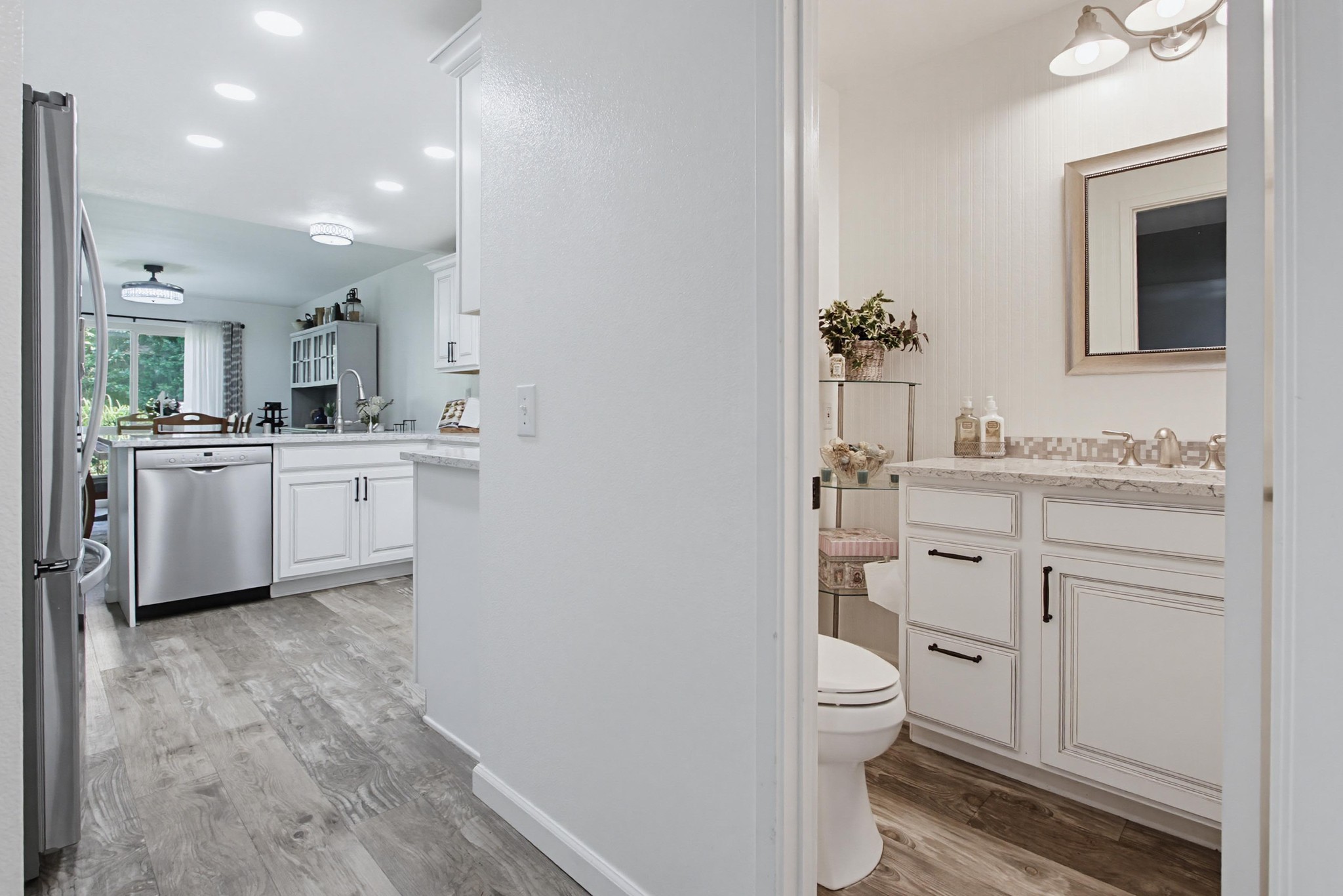 Virtual tour photo 14 of 43 for 4608 Driftwood Cir