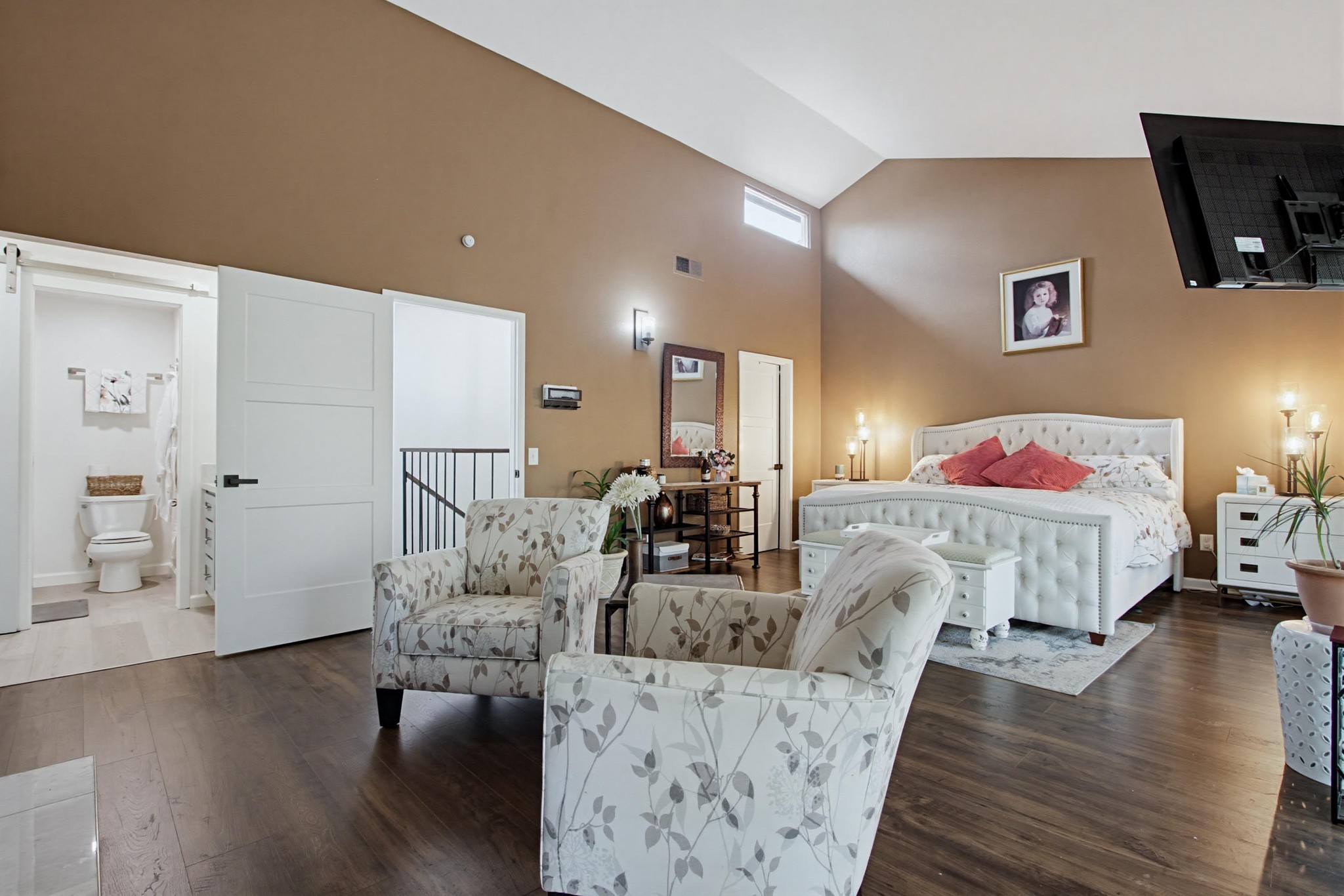 Virtual tour photo 18 of 43 for 4608 Driftwood Cir