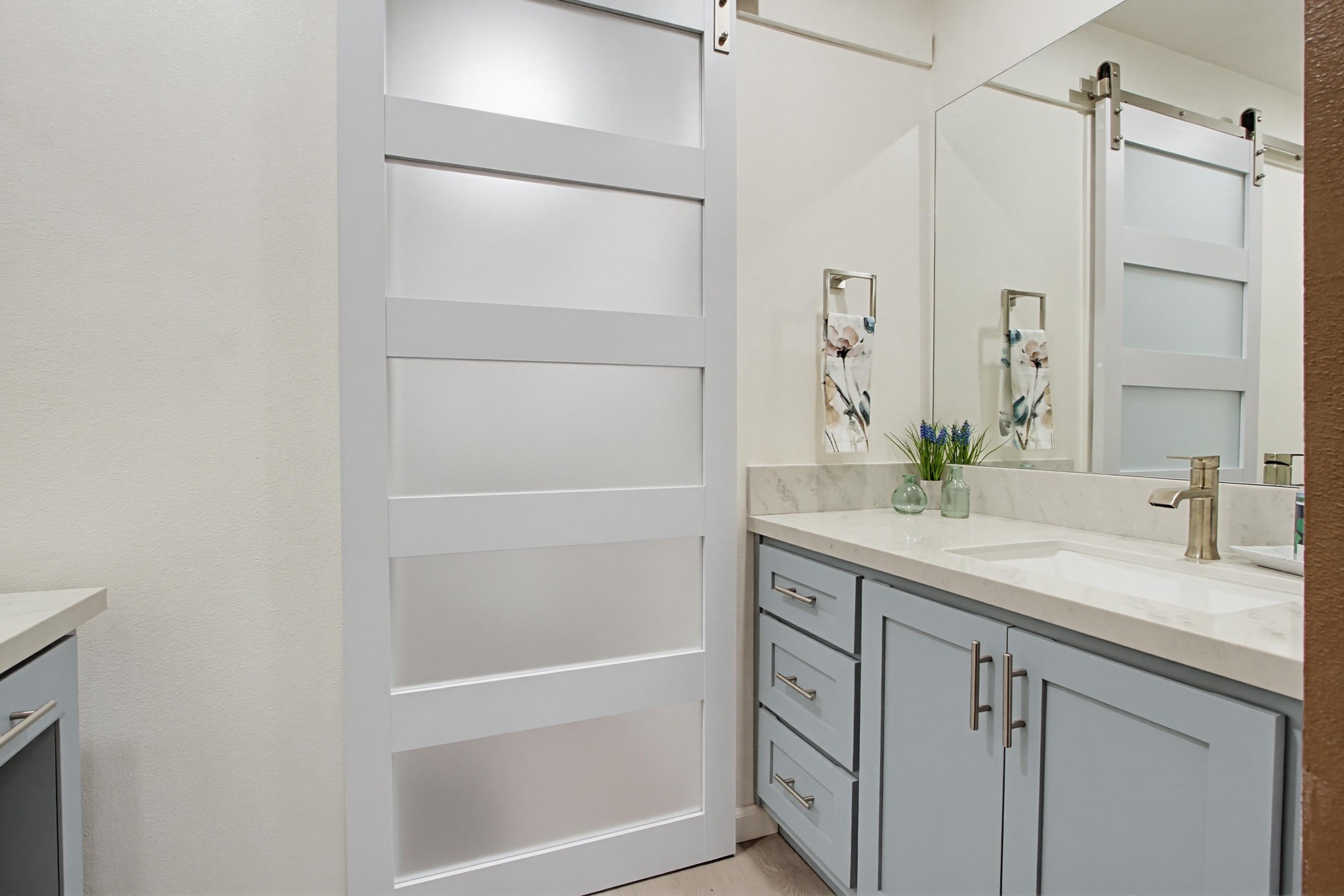 Virtual tour photo 25 of 43 for 4608 Driftwood Cir