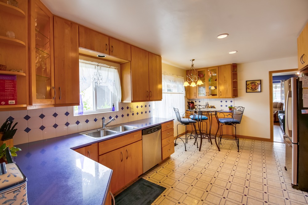 Virtual tour photo 21 of 46 for 4609 Seminole Dr