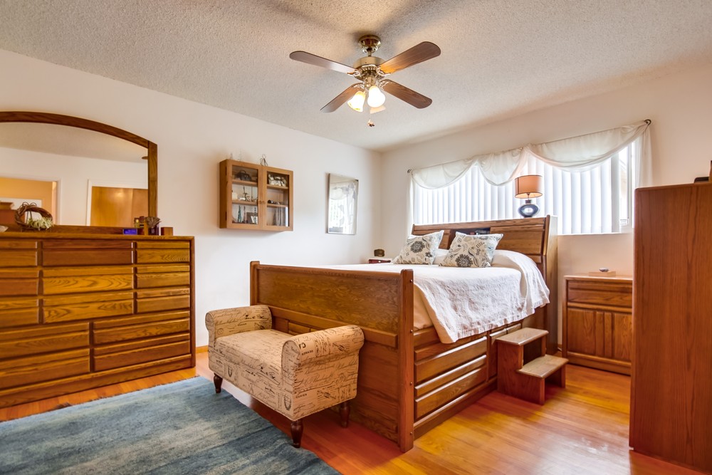 Virtual tour photo 24 of 46 for 4609 Seminole Dr