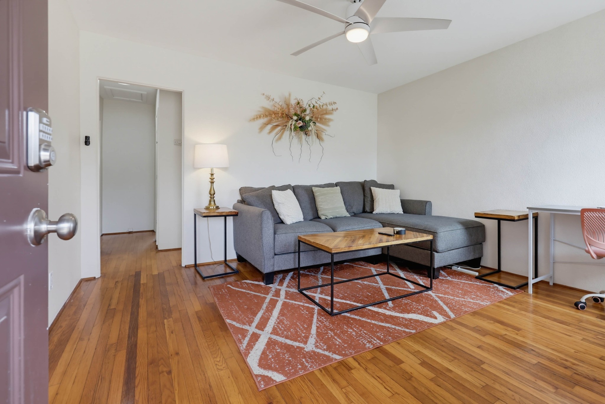 Virtual tour photo 10 of 40 for 4610 Alabama St