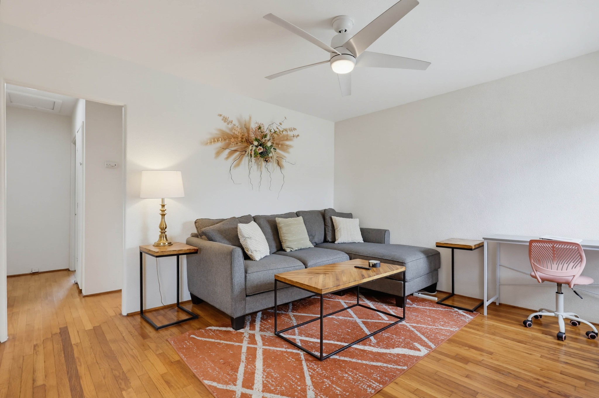 Virtual tour photo 11 of 40 for 4610 Alabama St