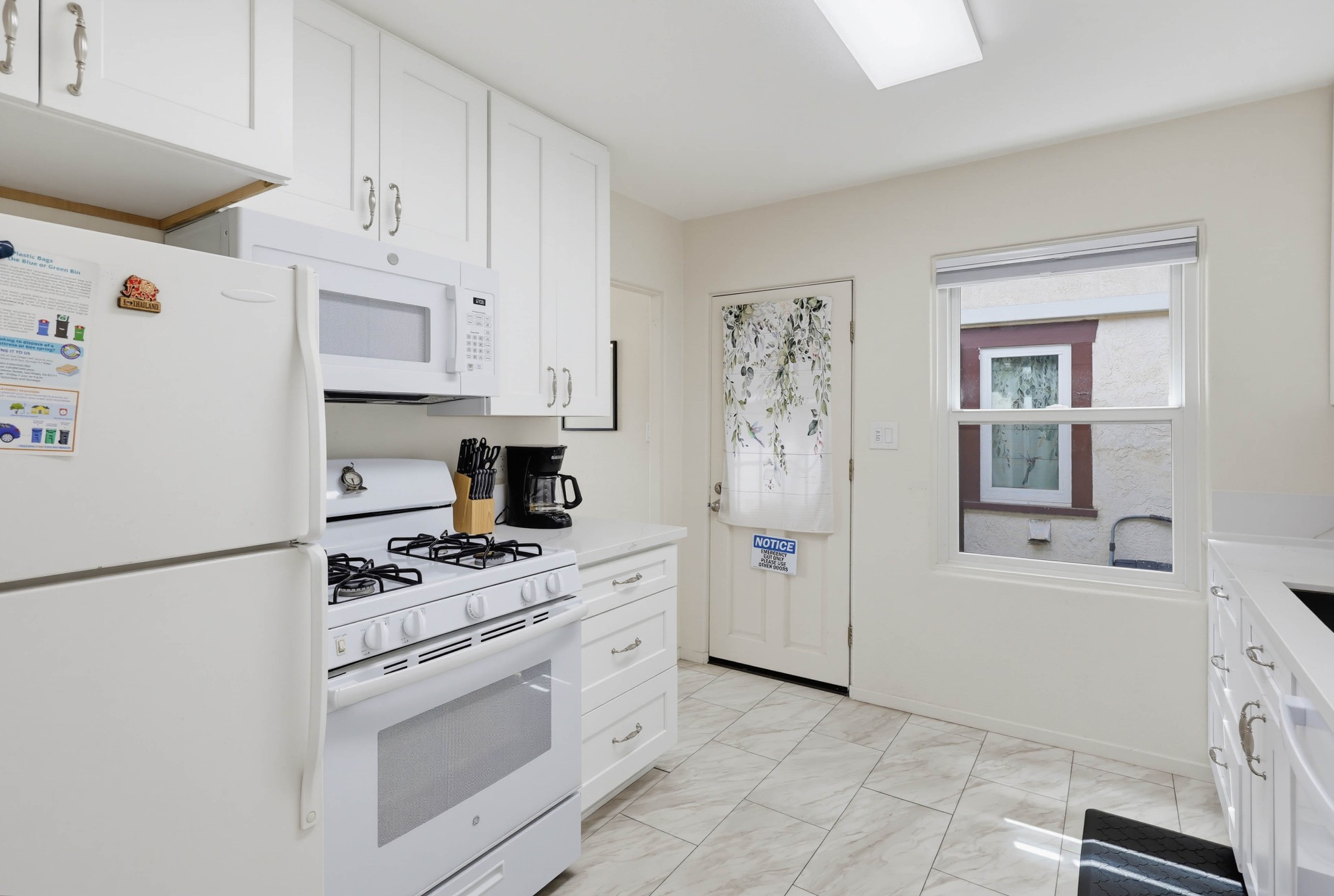 Virtual tour photo 19 of 40 for 4610 Alabama St