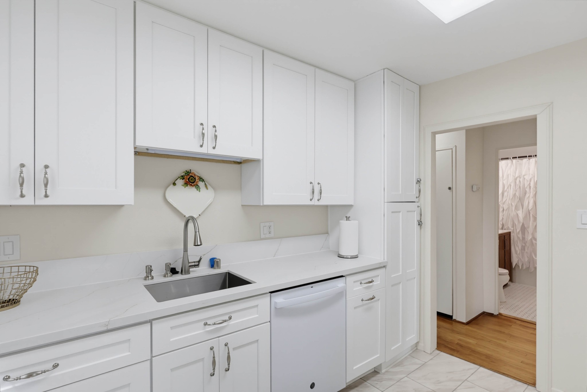 Virtual tour photo 24 of 40 for 4610 Alabama St