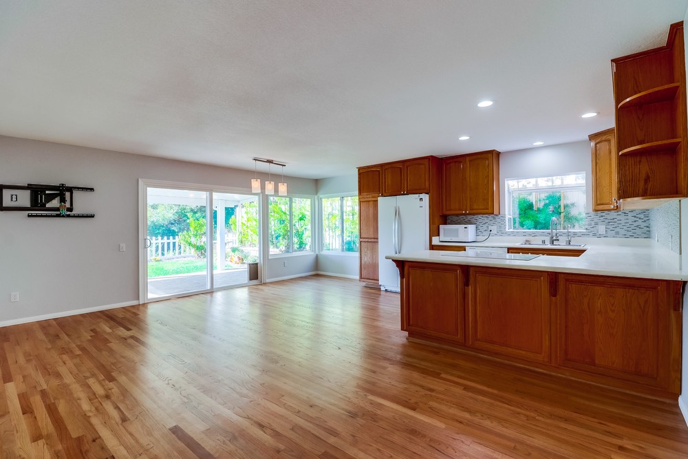 Virtual tour photo 10 of 45 for 4610 Leathers St