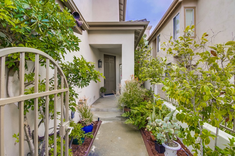Virtual tour photo 5 of 56 for 4611 Da Vinci St