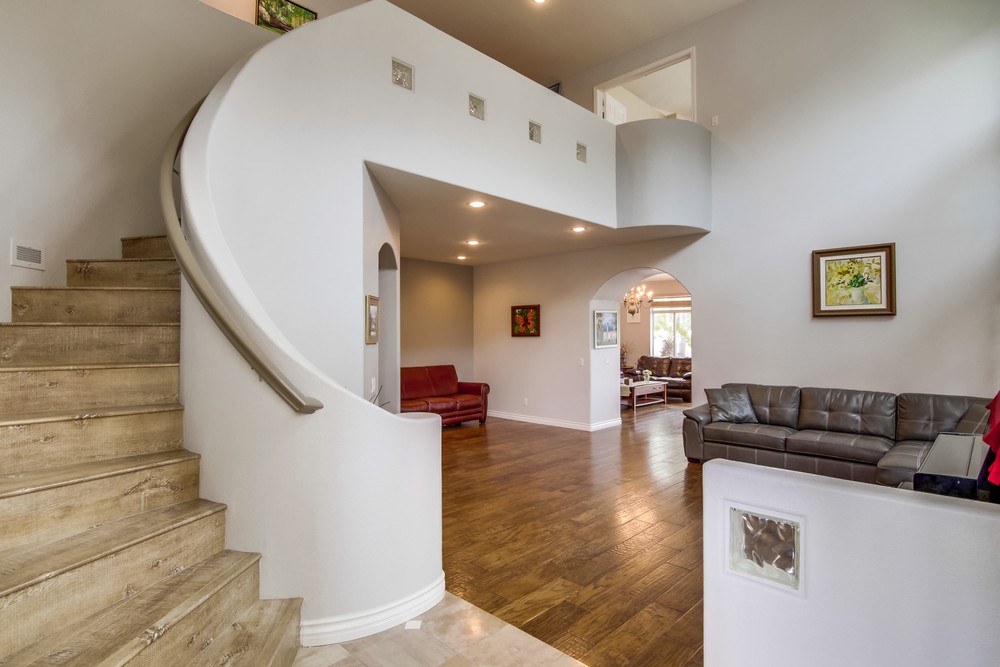 Virtual tour photo 8 of 56 for 4611 Da Vinci St