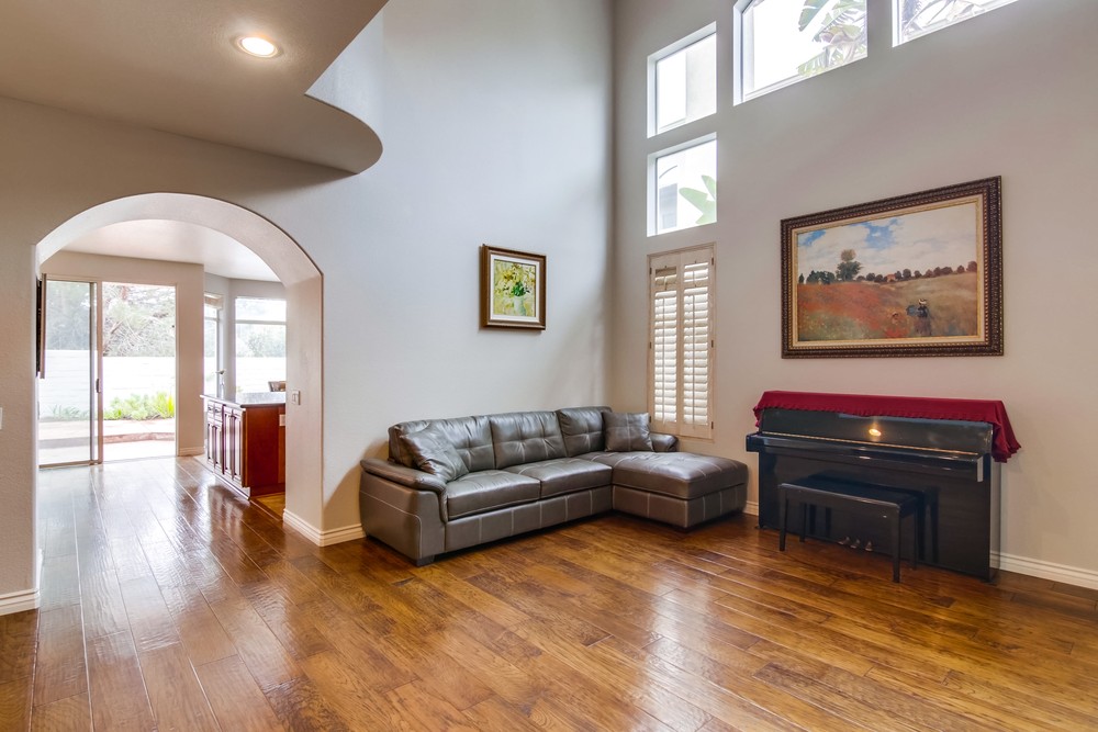 Virtual tour photo 10 of 56 for 4611 Da Vinci St