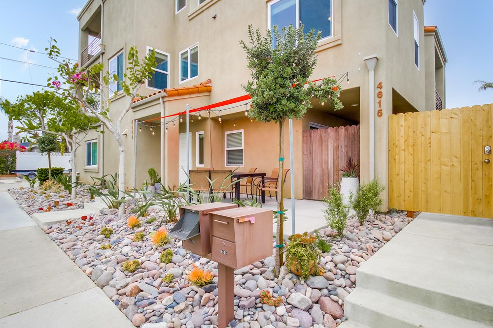 Virtual tour photo 4 of 64 for 4611 Dawes St