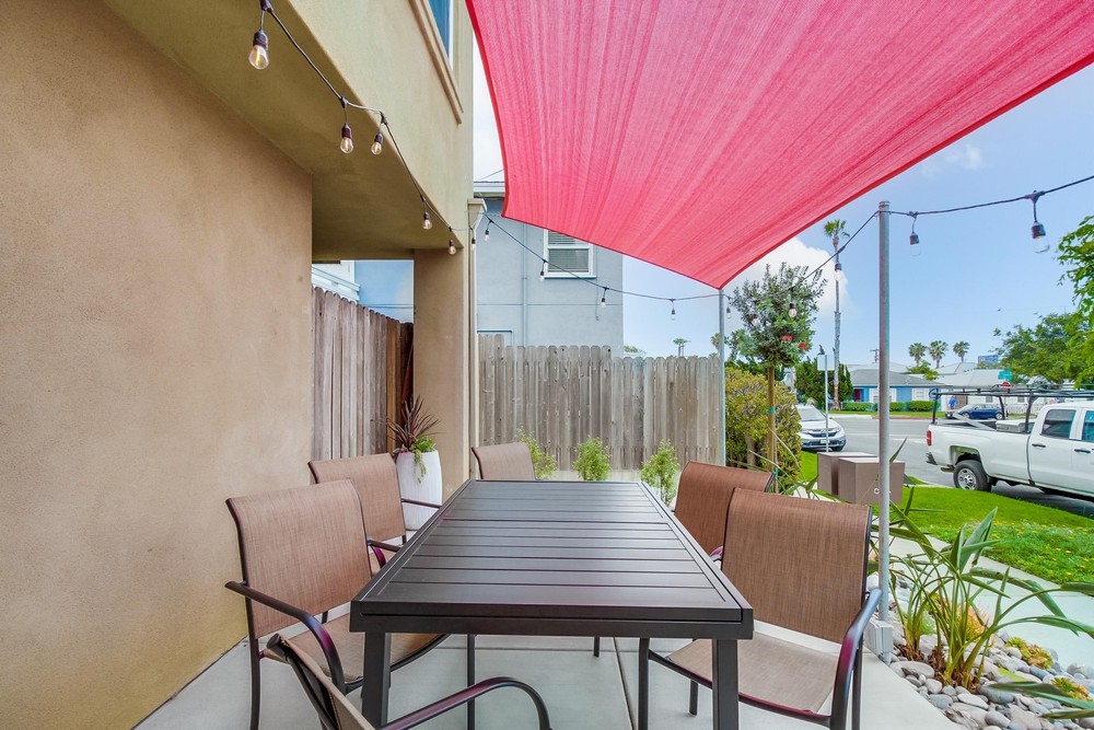 Virtual tour photo 9 of 64 for 4611 Dawes St