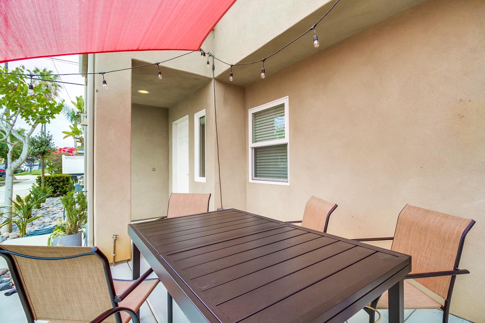 Virtual tour photo 10 of 64 for 4611 Dawes St