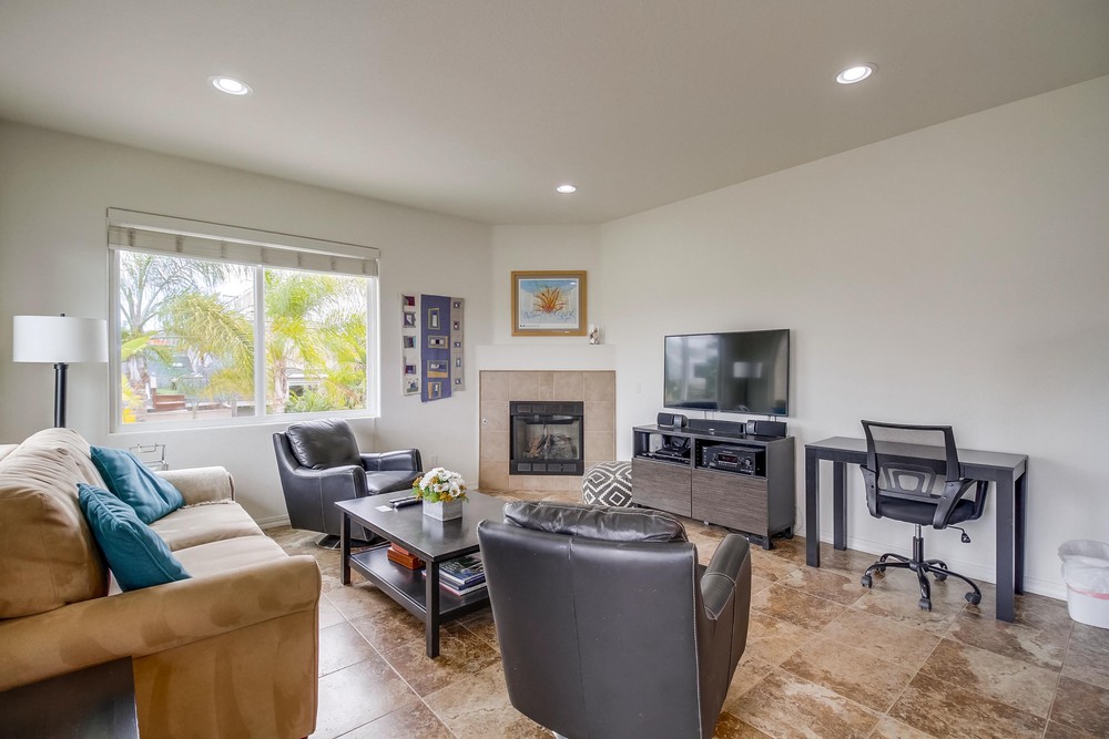 Virtual tour photo 12 of 64 for 4611 Dawes St