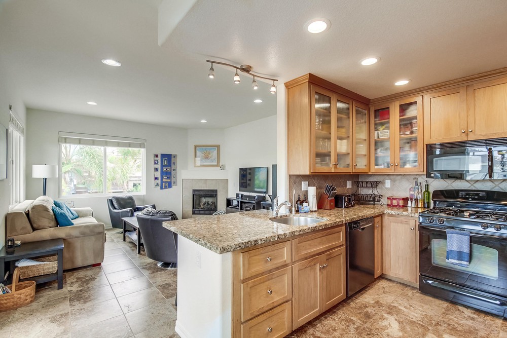 Virtual tour photo 20 of 64 for 4611 Dawes St