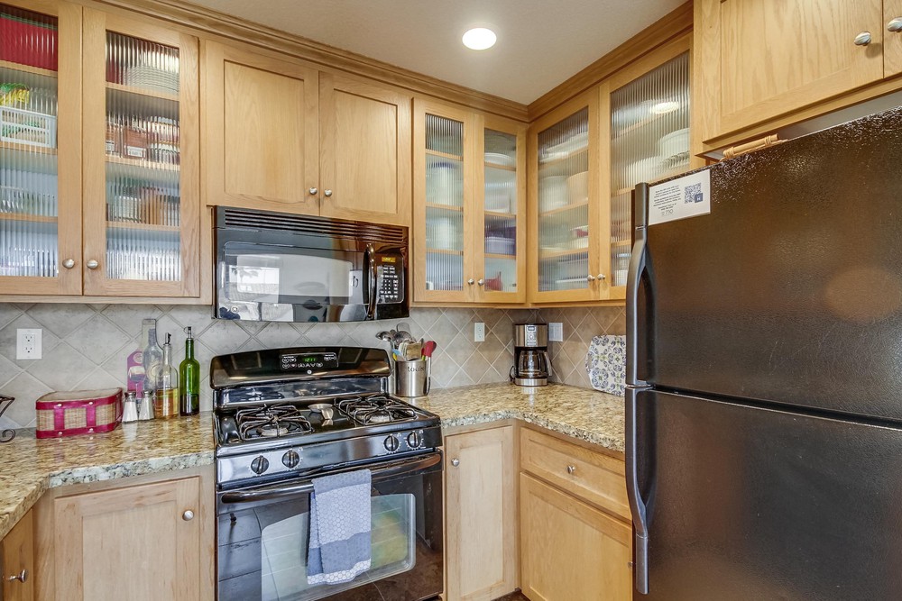 Virtual tour photo 23 of 64 for 4611 Dawes St