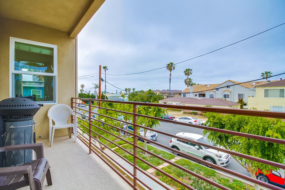 Virtual tour photo 25 of 64 for 4611 Dawes St