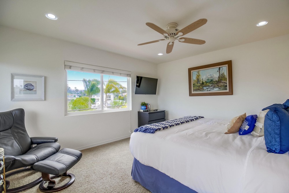 Virtual tour photo 33 of 64 for 4611 Dawes St