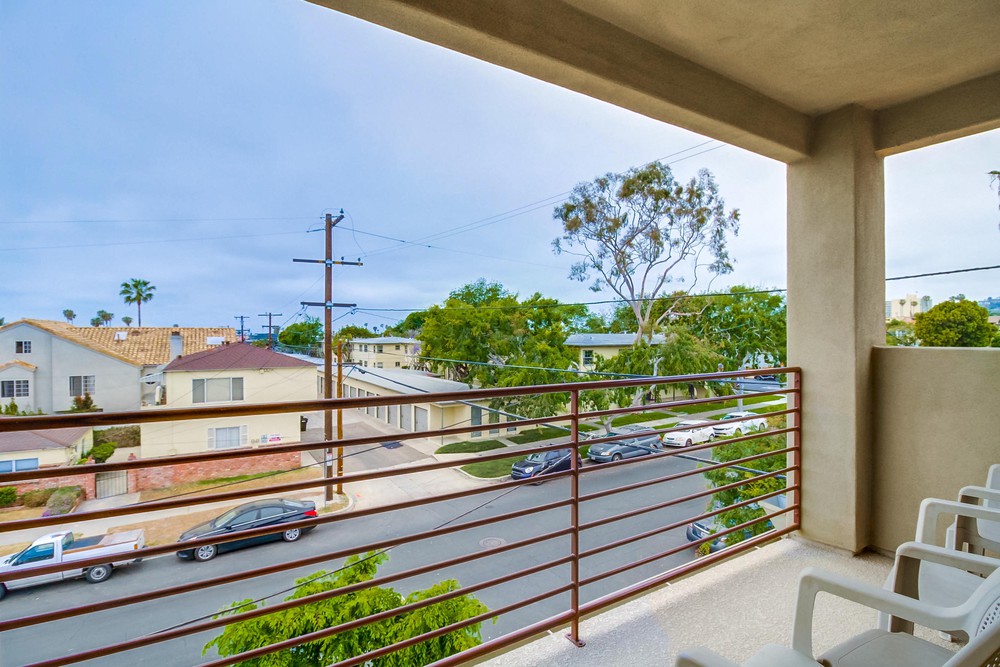 Virtual tour photo 46 of 64 for 4611 Dawes St