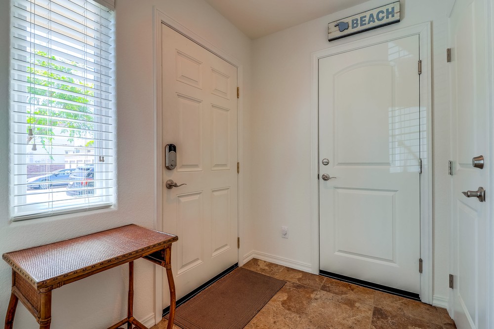 Virtual tour photo 6 of 47 for 4611 Dawes St
