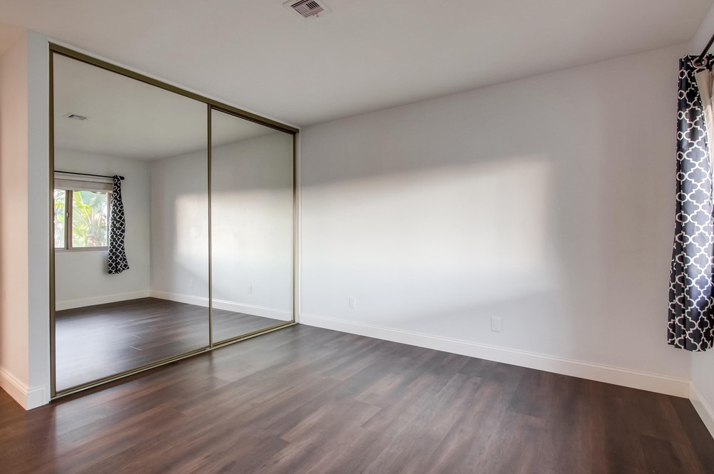 Virtual tour photo 27 of 54 for 4611 Murphy Ave