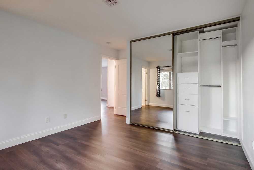 Virtual tour photo 28 of 54 for 4611 Murphy Ave
