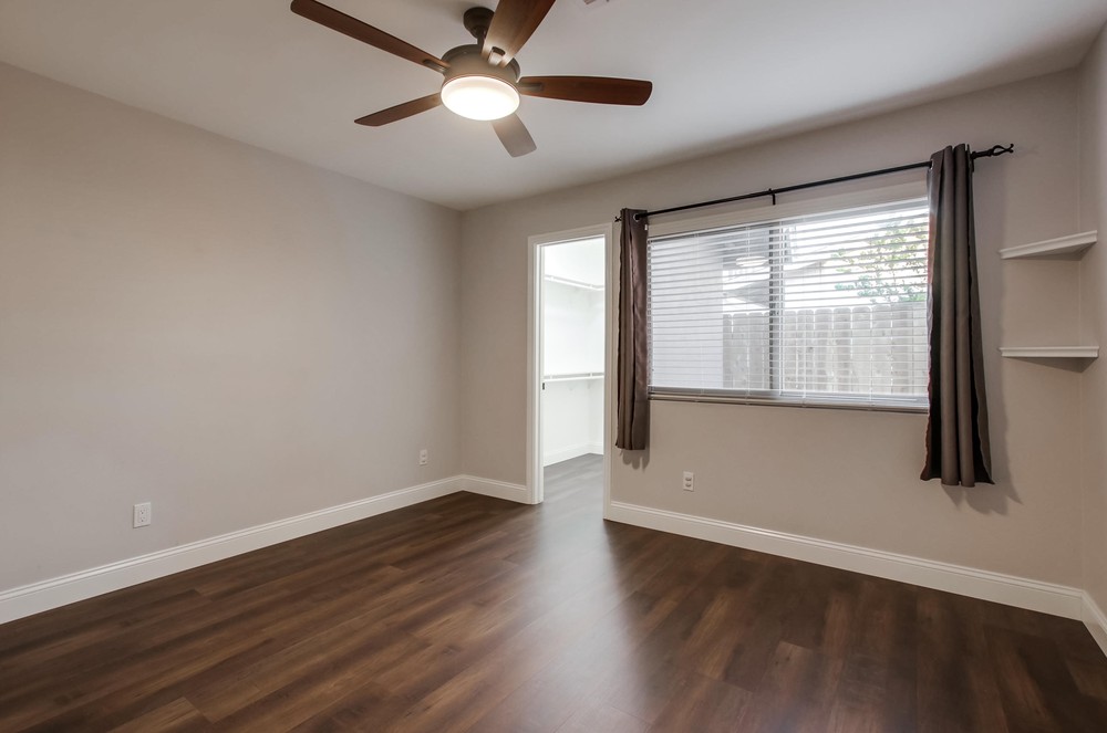 Virtual tour photo 31 of 54 for 4611 Murphy Ave