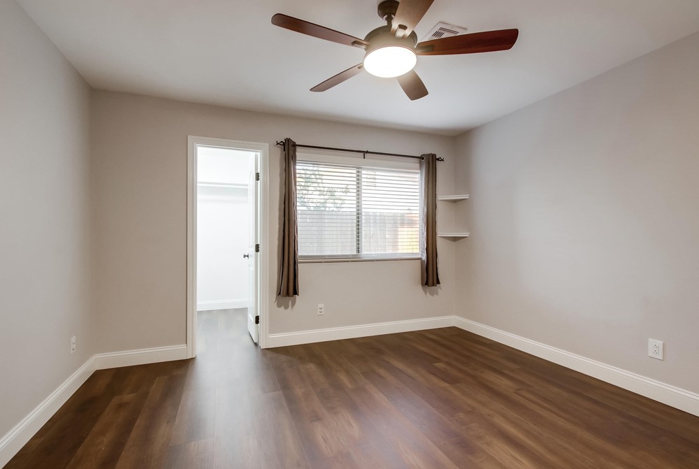 Virtual tour photo 32 of 54 for 4611 Murphy Ave