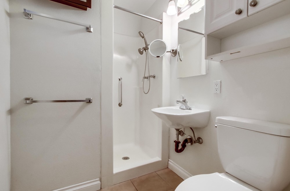 Virtual tour photo 40 of 54 for 4611 Murphy Ave