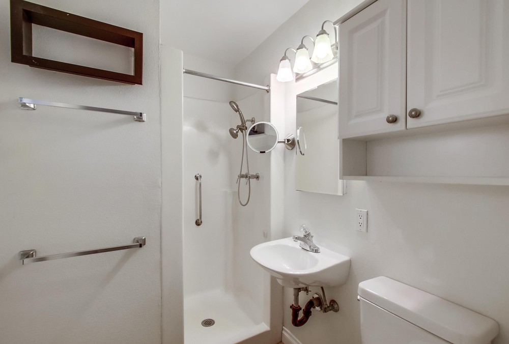 Virtual tour photo 41 of 54 for 4611 Murphy Ave