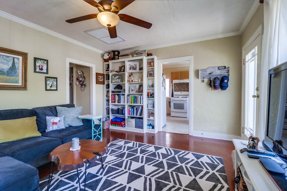 Virtual tour photo 9 of 29 for 4611 Orange Ave