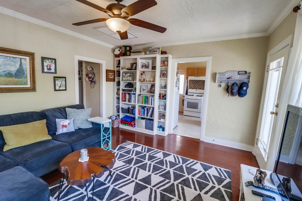 Virtual tour photo 10 of 29 for 4611 Orange Ave