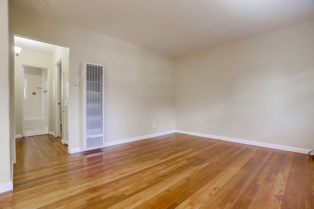 Virtual tour photo 14 of 22 for 4612 Morrell St