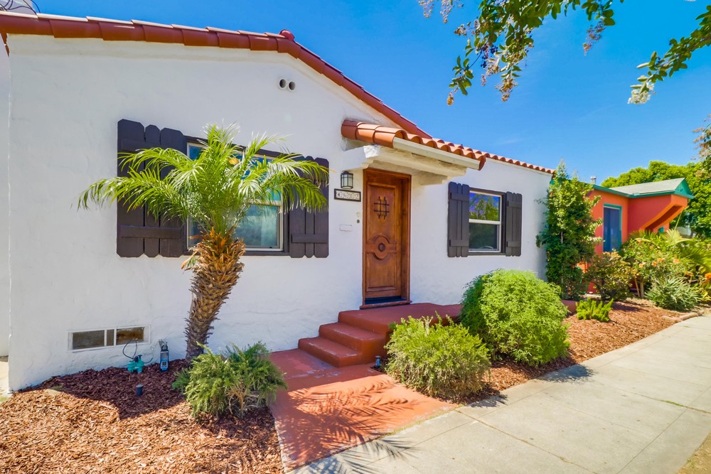 Virtual tour photo 3 of 38 for 4612 Wilson Ave