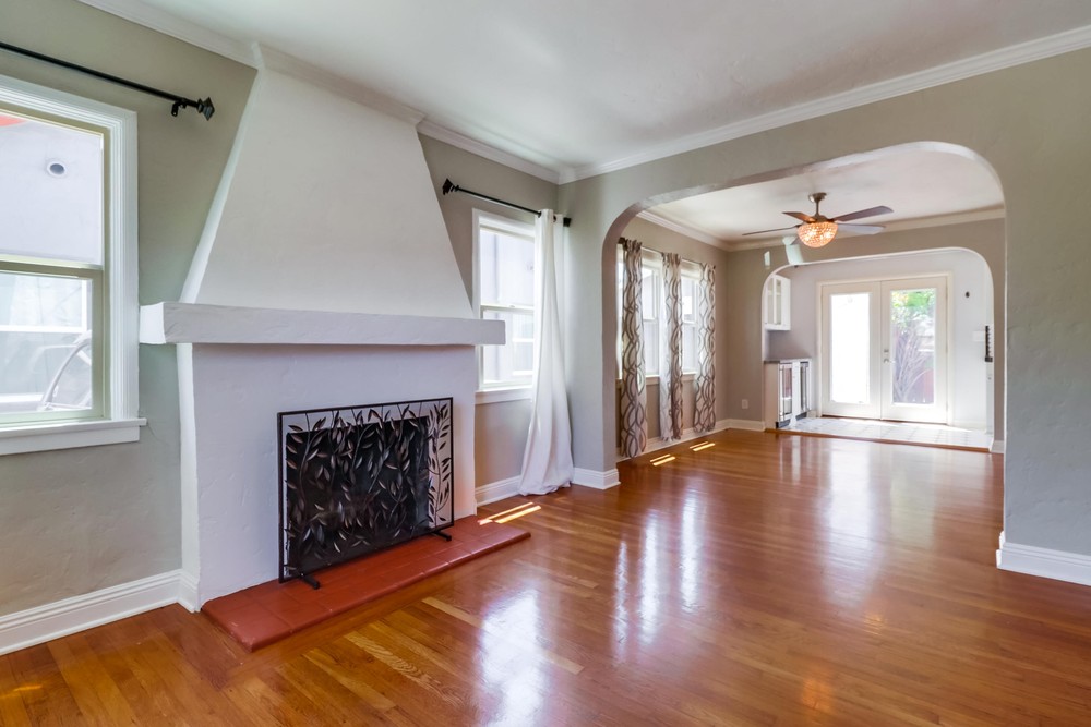 Virtual tour photo 6 of 38 for 4612 Wilson Ave