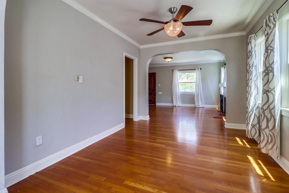 Virtual tour photo 13 of 38 for 4612 Wilson Ave