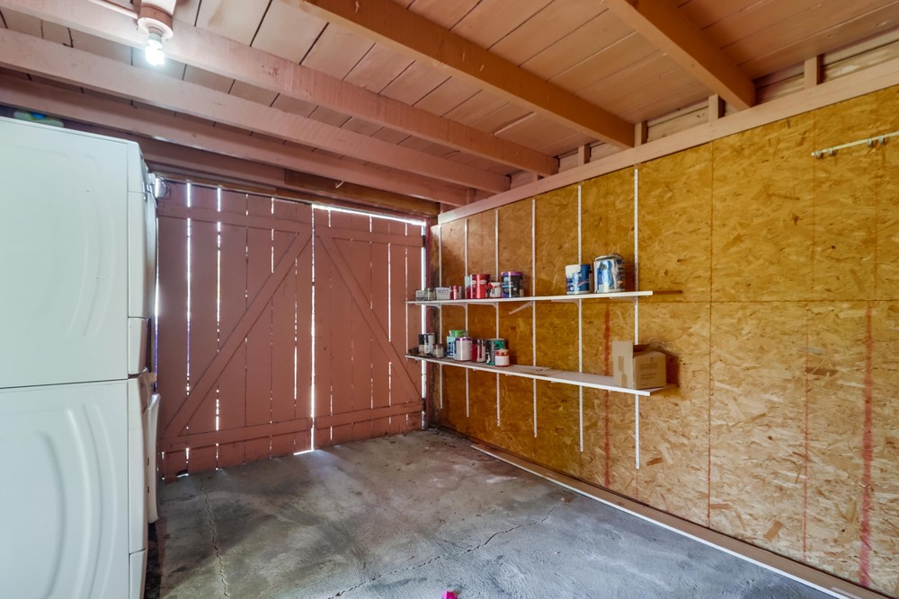 Virtual tour photo 33 of 38 for 4612 Wilson Ave