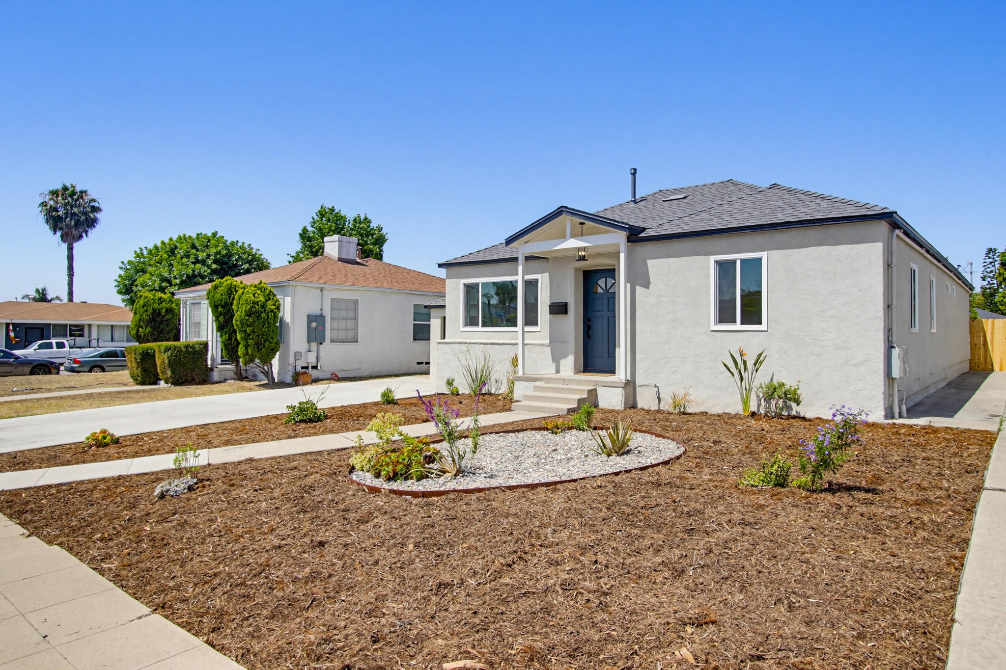 Virtual tour photo 5 of 39 for 4614 Winona Ave