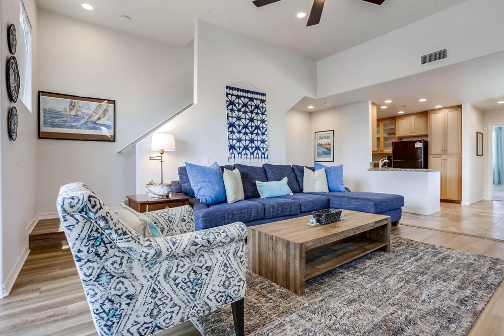 Virtual tour photo 8 of 39 for 4615 Dawes St